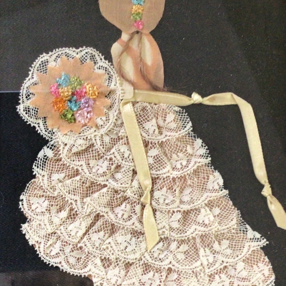 Petite Vintage Layered Embroidered Ribbon Doll Lady with Rosette BouQuetta-Frame